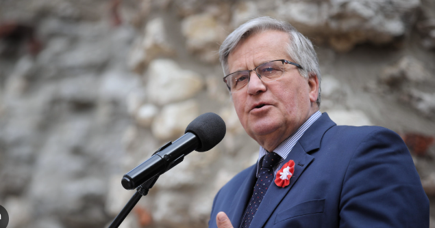 США готують перемогу Путіна у війні проти України, - експрезидент Польщі